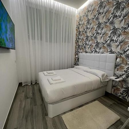 Habitacion Bruselas Style มาดริด ภายนอก รูปภาพ