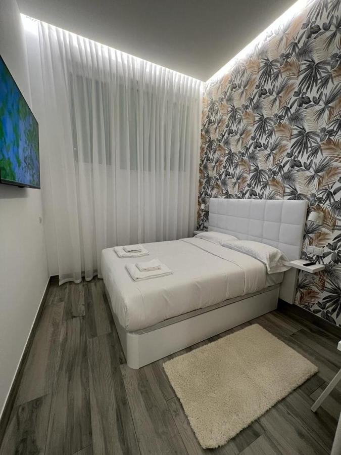 Habitacion Bruselas Style มาดริด ภายนอก รูปภาพ