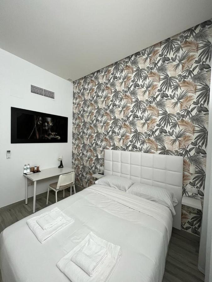 Habitacion Bruselas Style มาดริด ภายนอก รูปภาพ
